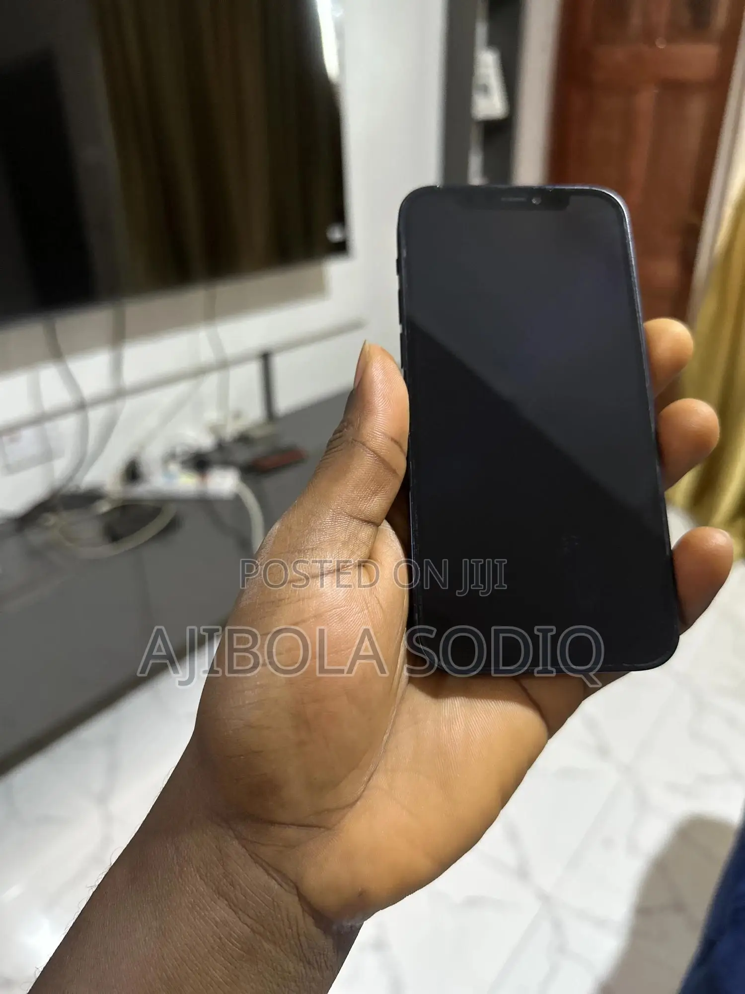 Apple iPhone 12 64 GB Black