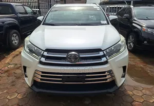 Toyota Highlander Limited 4x4 V6 (3.5L 6cyl 8A) 2018 White
