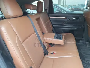 Toyota Highlander Limited 4x4 V6 (3.5L 6cyl 8A) 2018 White