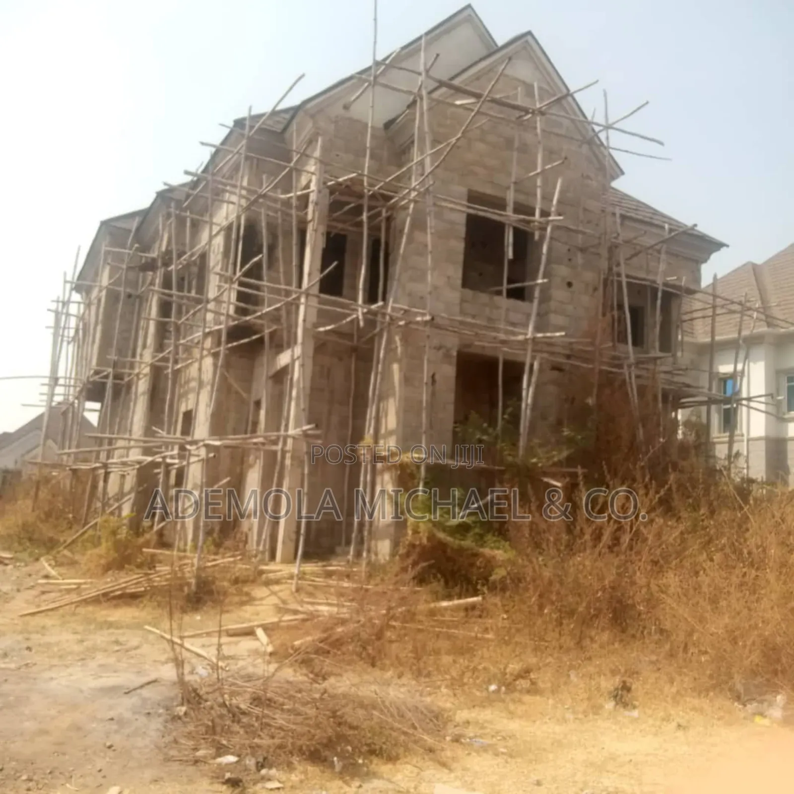 4 Bedroom Full Detached Duplex Carcass