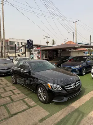 Mercedes-Benz C300 Base 4Matic Sedan AWD (2.0L 4cyl 7A) 2016 Black