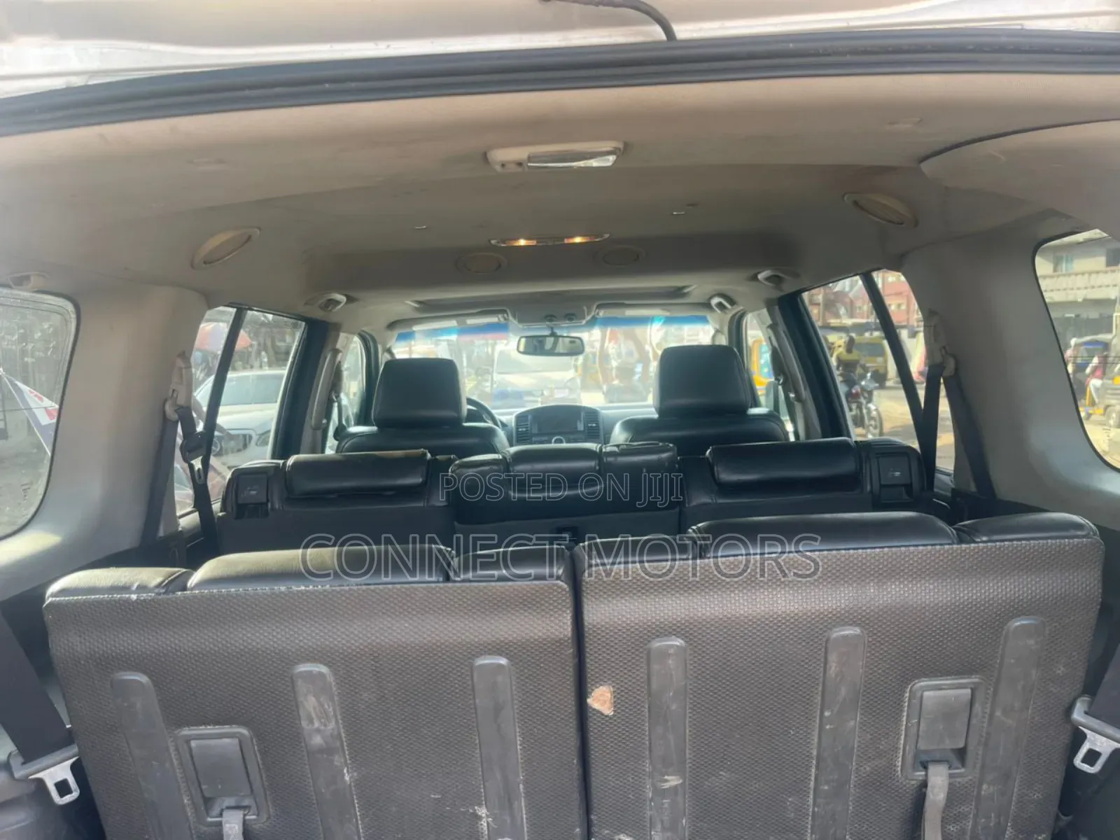 Nissan Pathfinder 2006 Silver