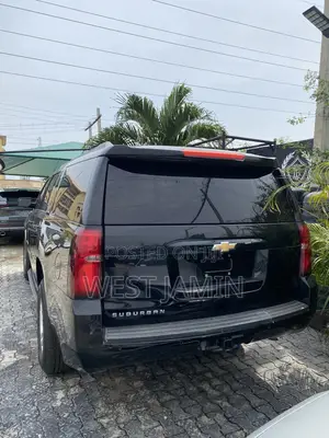 Chevrolet Suburban 2018 Black
