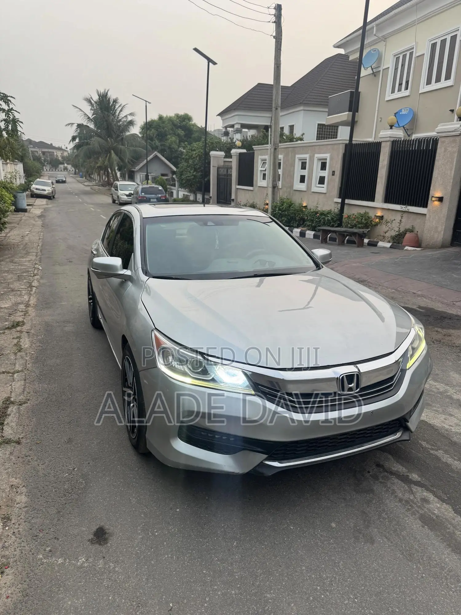 Honda Accord EX 4dr Sedan FWD (2.4L 4cyl 2A) 2013 Silver