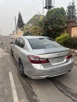 Honda Accord EX 4dr Sedan FWD (2.4L 4cyl 2A) 2013 Silver