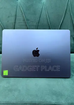 Laptop Apple MacBook Air 2024 M3 15-inch 8GB Apple M3 SSD 512GB
