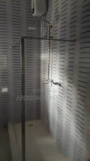 3bdrm Bungalow in Apexion Estate, Rumuomasi for rent