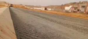 Fully Detached Duplex Plot With Immediate Allocation by a Tarred Road