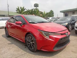Toyota Corolla 2021 Red