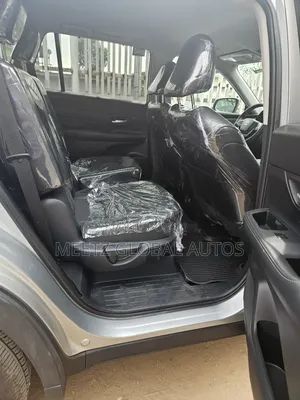 Toyota Highlander XLE AWD 2024 Silver