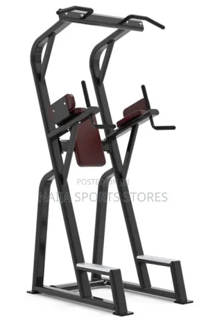 Supermax Pro Chin Up/Knee Machine