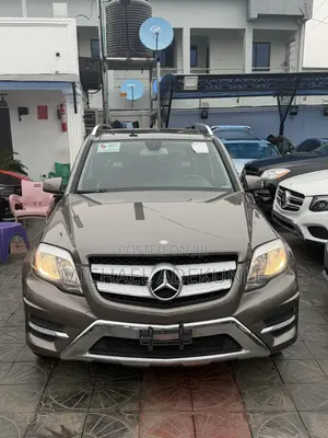 Mercedes-Benz GLK-Class 2014 Brown