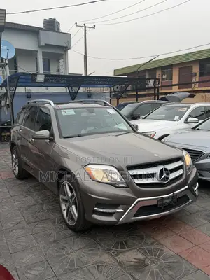 Mercedes-Benz GLK-Class 2014 Brown