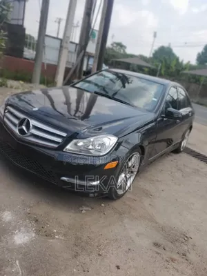 Mercedes-Benz C300 2013 Black