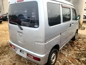 Daihatsu Hijet 2005 Silver