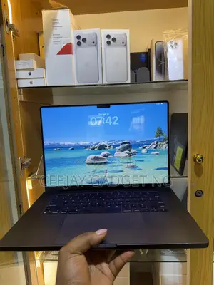 Laptop Apple MacBook Pro 2023 M3 Pro 16-inch 36GB Apple M3 Pro SSD 1T