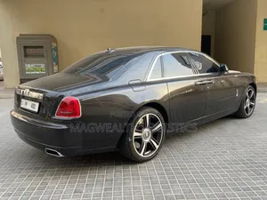 Royce Rolls for Hire
