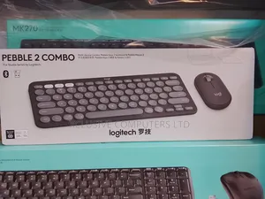 Pebble 2 Combo Logitech