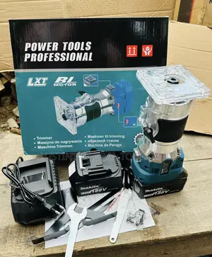 Makita Palm Router 118v