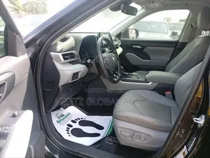 Toyota Highlander XLE AWD 2020 Black