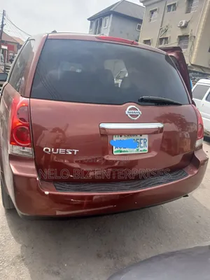 Nissan Quest 2008 Red