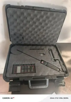 Digital Thermo-Hygrometer: Dwyer 485b