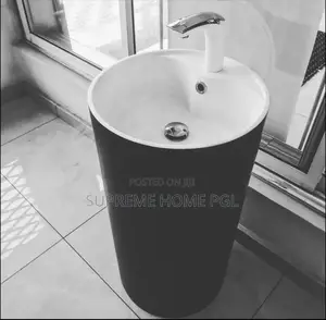 Pedestal Hand Basin