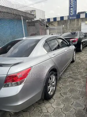 Honda Accord 2010 Silver