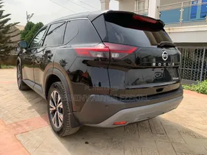 Nissan Rogue SV 2021 Black