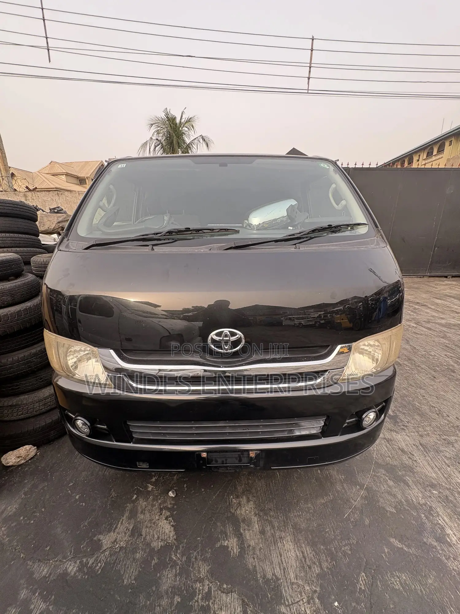 Toyota HiAce 2009 Black