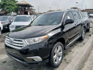 Toyota Highlander Limited 3.5l 4WD 2013 Black