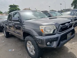 Toyota Tacoma PreRunner V6 4dr Access Cab 6.1 ft. SB (4.0L 6cyl 5A)