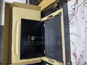 New Laptop Dell Precision 7680 32GB Intel Core i7 SSD 1T