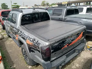 Toyota Tacoma Limited 2022 Silver