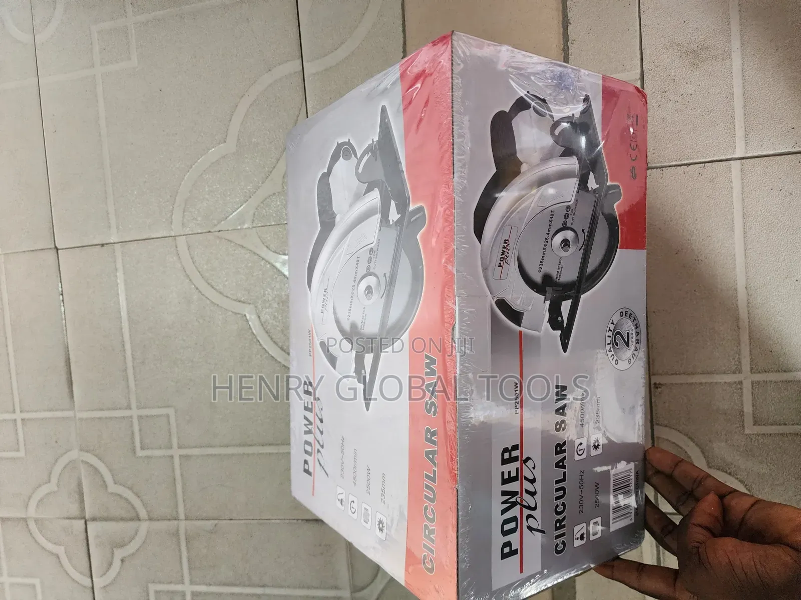 91⁄4" Power Plus Circular Saw Machine