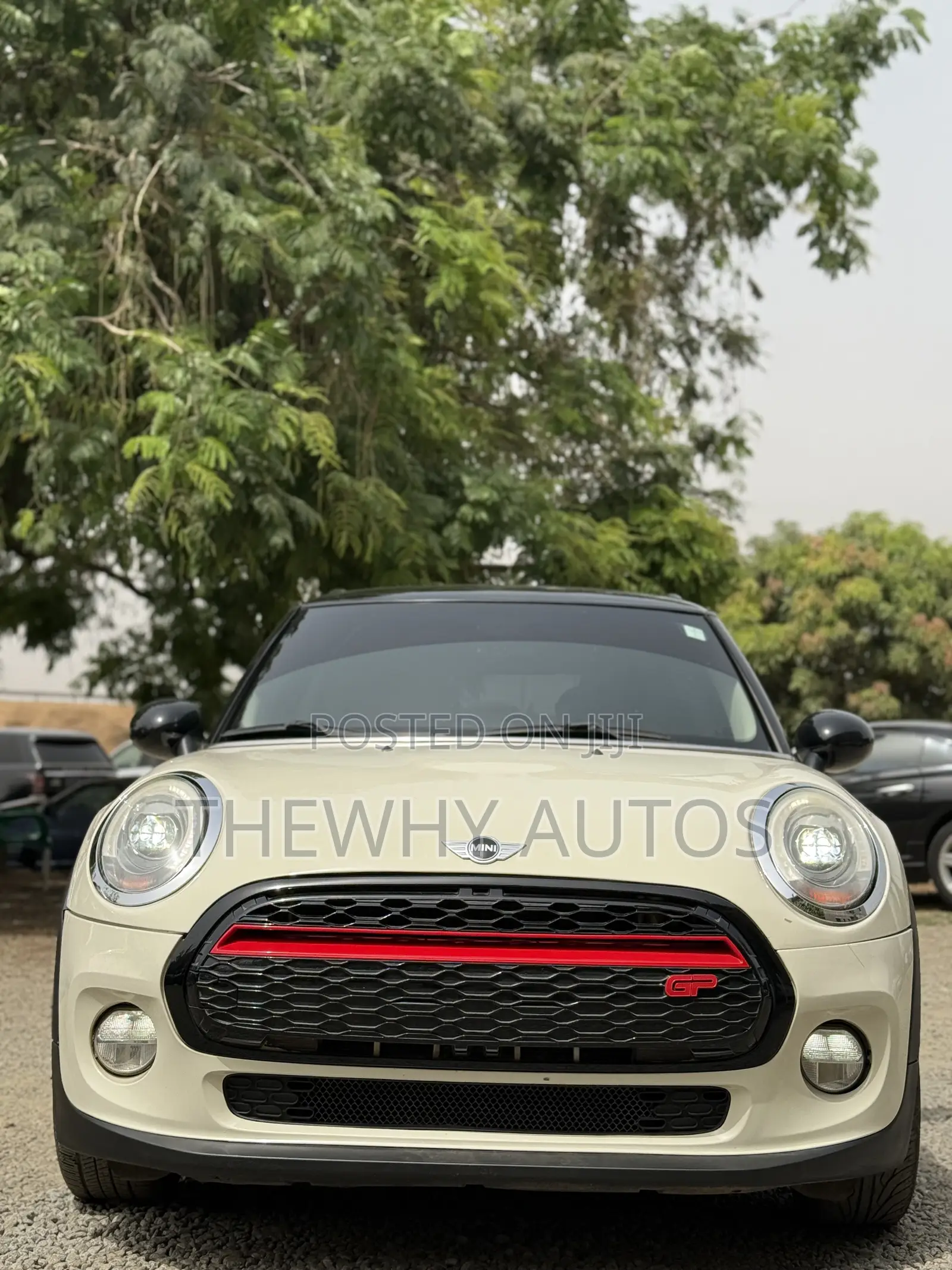 Mini Cooper 2017 Yellow