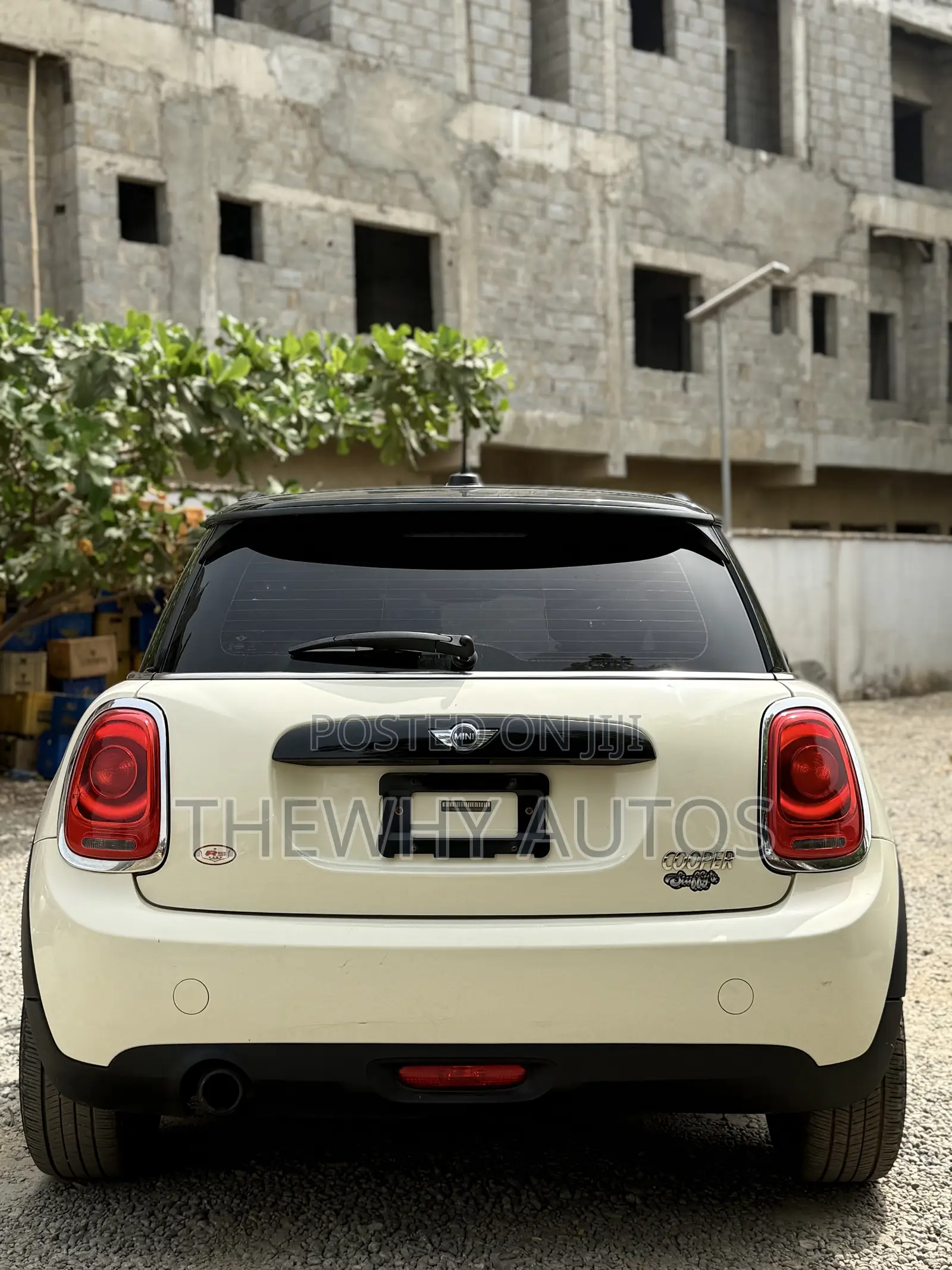 Mini Cooper 2017 Yellow