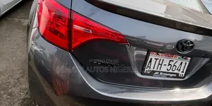 Toyota Corolla 2018 Gray