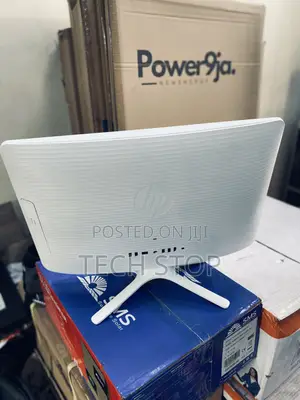 New Desktop Computer HP 200 G4 8GB Intel Core i5 HDD 1T
