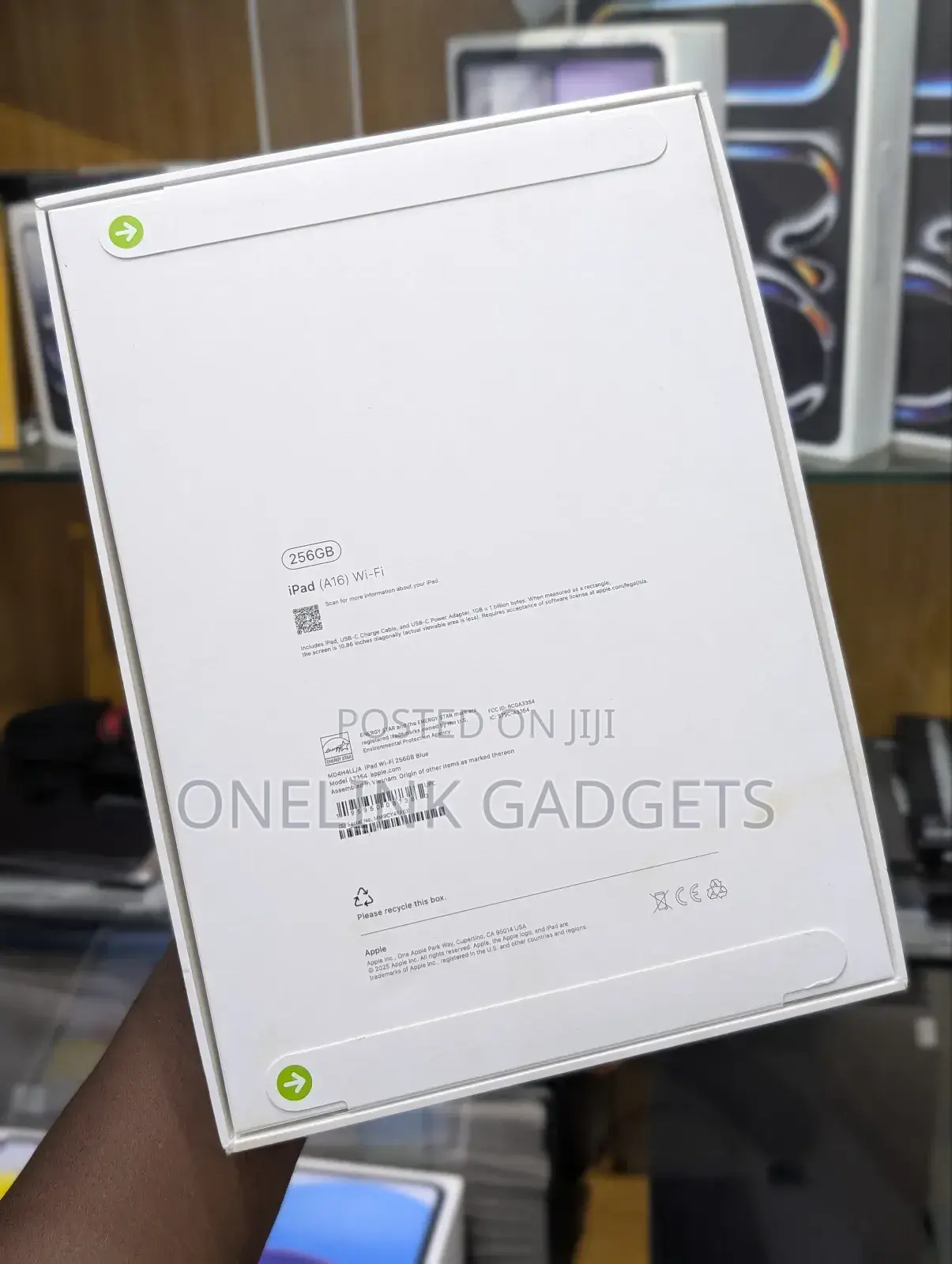 New Apple iPad (2025) 256 GB Silver