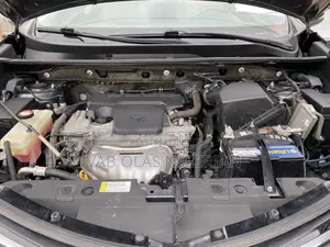 Toyota RAV4 Limited AWD (2.5L 4cyl 6A) 2017 Gray