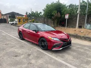 Toyota Camry XSE V6 2021 Burgundy