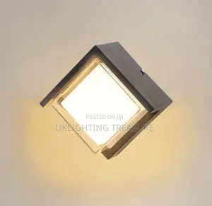 Square Wall Lamp