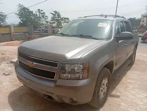 Chevrolet Avalanche 2009 Gray