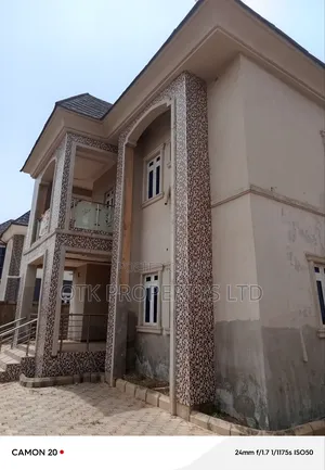 5bdrm Duplex in Efab Metropolis, Gwarinpa for sale