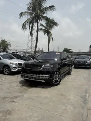 Land Rover Range Rover Vogue 2023 Black
