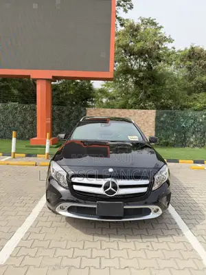 Mercedes-Benz GLA 250 2017 Black