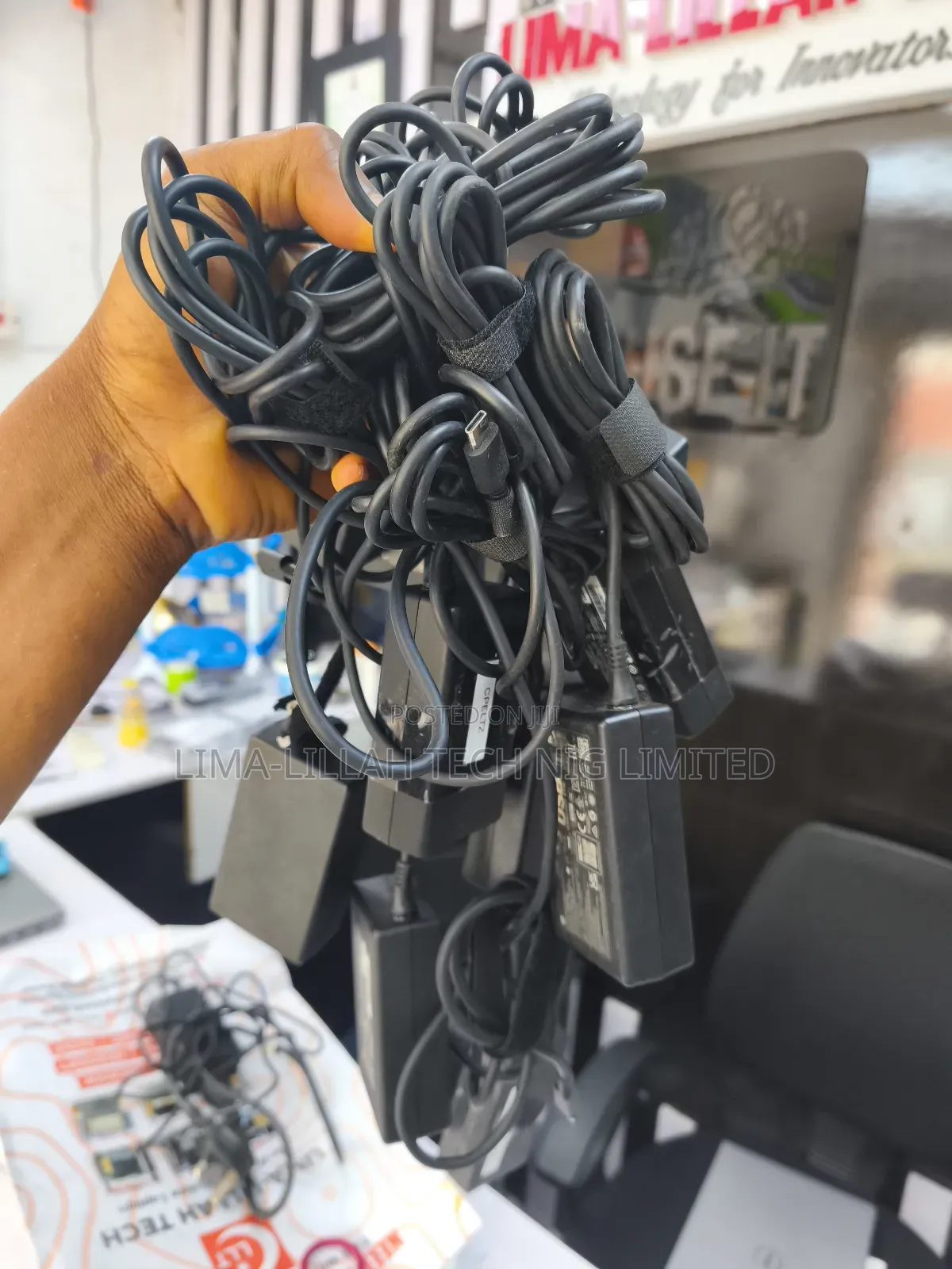 Hp 65watt Type C Charger