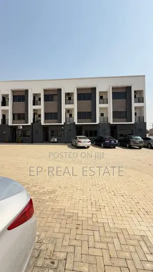 4bdrm House in Jahi for sale