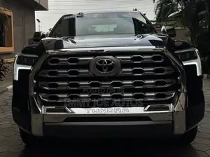 Toyota Tundra Platinum 2022 Black